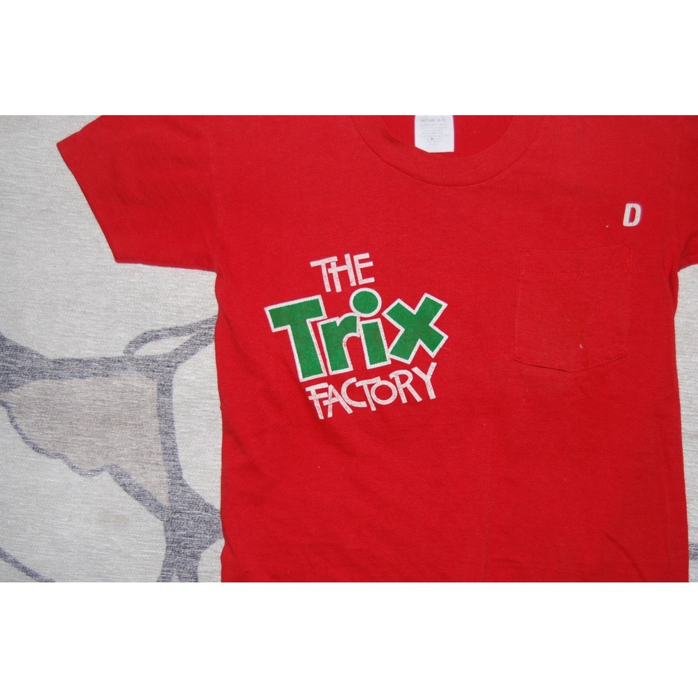 Vintage Trix Cereal Promo Kids T-Shirt Red Graphic Tee Size M (12–14) - Picture 2 of 4